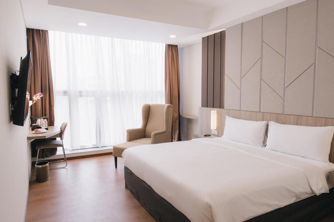 Grand G7 Hotel Pasar Baru Jakarta Exterior photo